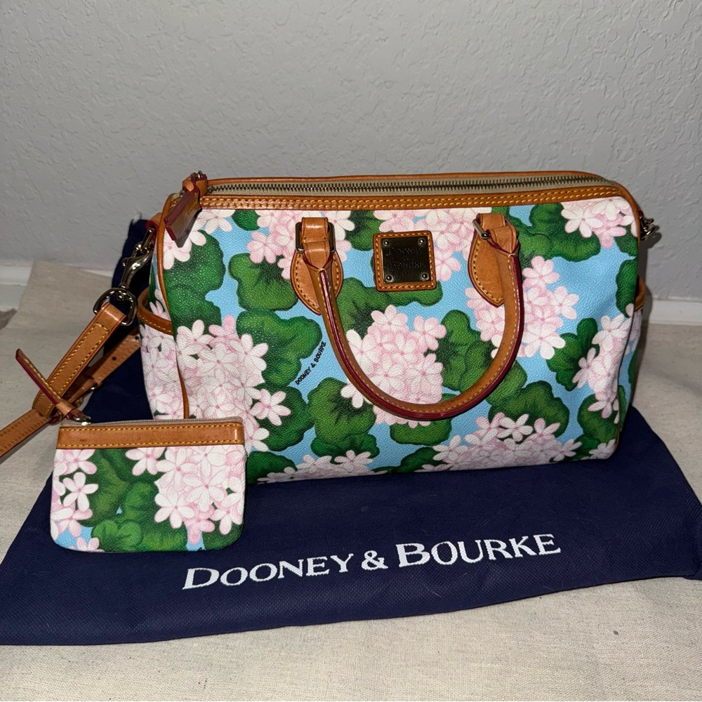 Dooney & Bourke Hydrangea Basketweave Domed Zip Satchel Handbag and coin pouch